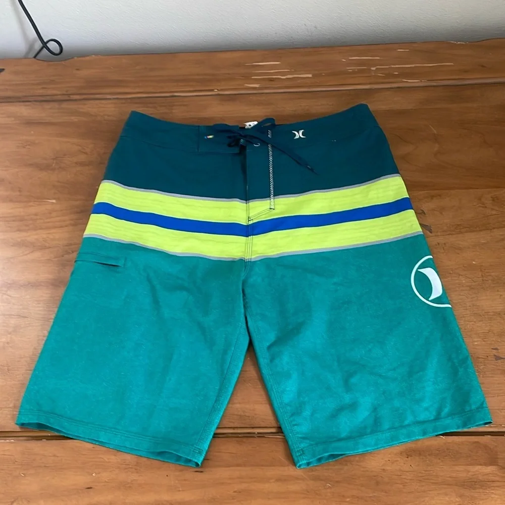 HURLEY Phantom Board Shorts Size 30